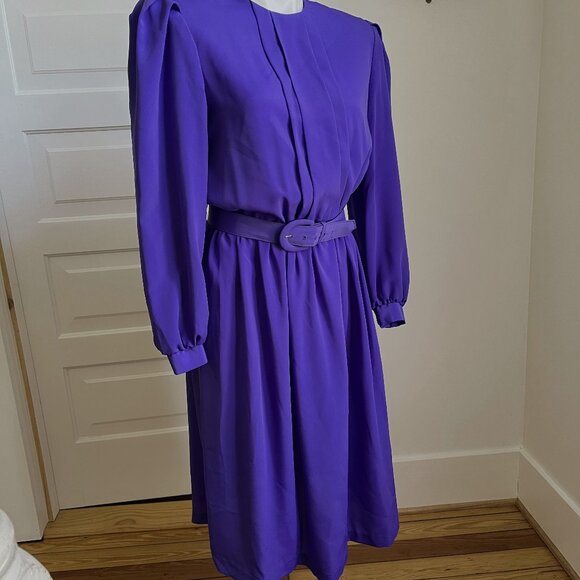 Purple 80s dress long sleeve with belt - Picture 4 of 5
